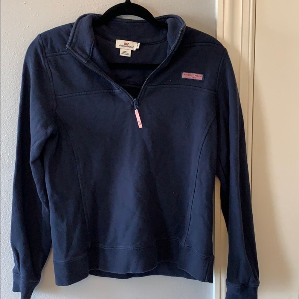 Lightly worn Vineyard Vines shep shirt